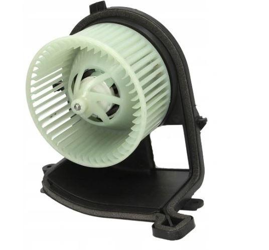 Renault Clio II 1998-2012 hatchback 1.5 DCI diesel 48 kW 2003  Ventilátor kúrenia 78519742