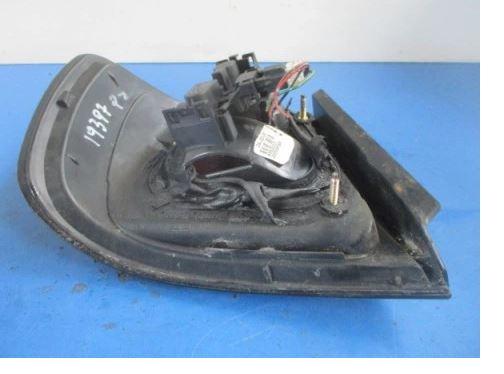Nissan Primera P11 1996-2002 combi 1.6 16v petrol MT 73 kW 1998  Svetlo zadné pravé 265509F600