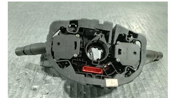 Renault Megane II 2003-2008 combi 1.9 DCI diesel MT 96 kW 2006  Prepínacie páčky pod volantom 8200216462