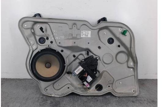 Skoda Octavia II 2004-2013 hatchback 1.9 TDI diesel MT 77 kW 2009  Mechanizmus sťahovania okna predný ľavý 5K0959793  1Z1837655P 1T0959701T