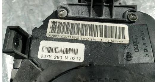 Renault Megane II 2003-2008 combi 1.9 DCI diesel MT 96 kW 2006  Prepínacie páčky pod volantom 8200216462