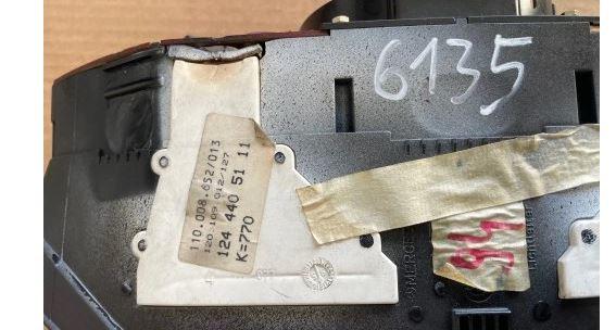 Mercedes 124 combi 2.5 D diesel AT 83 kW 1996  Prístrojová doska 1244405111 1245424269 K=770