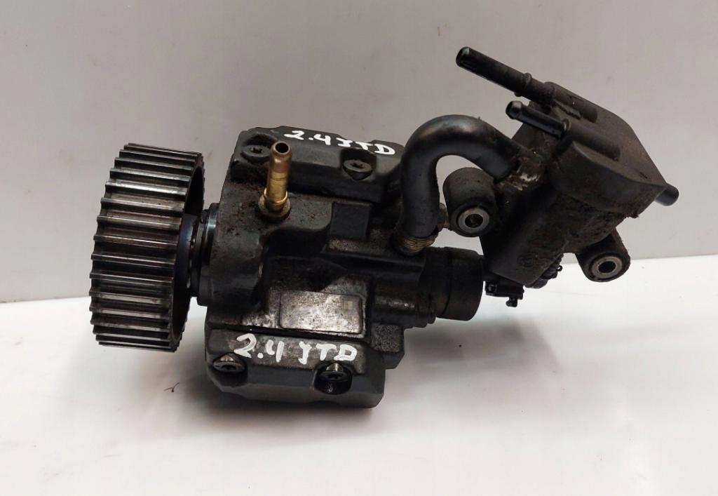 Alfa Romeo 159 sedan 2.4 JTD diesel 2006  Vstrekovacie čerpadlo 0445010072