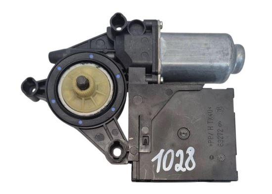 Skoda Octavia II 2004-2013 hatchback 1.9 TDI diesel MT 77 kW 2010  Motorček okien predný pravý 1T0959702E 1K0959792K