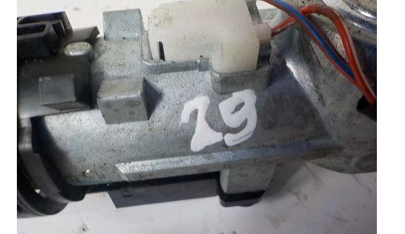 Nissan Qashqai I J10 2006-2013 hatchback 1.6 16v petrol MT 84 kW 2009  Spínacia skrinka 21669775-7 28590C9968