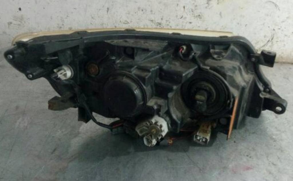 Subaru Forester III SH 2008-2013 hatchback 2.0 BOXER diesel MT 108 kW 2009  Svetlo predné ľavé