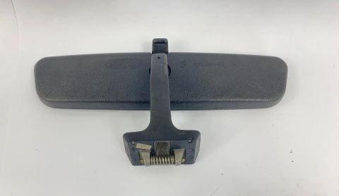 Mercedes 124 sedan 2.0 petrol 55 kW 1989  Spätné zrkadlo vnútorné