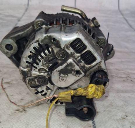 Opel Frontera A 1992 1998 hatchback 2.4 petrol MT 92 kW 1994 Alternátor 38522262f 100213-2380