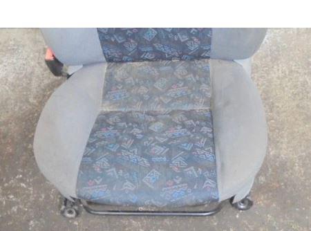 Skoda Felicia hatchback 1.6 petrol MT 55 kW 1998  Sedadlo predné ľavé