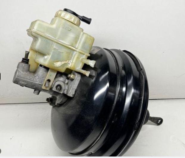 BMW 5 E39 1996-2003 sedan 3.0 D diesel MT 135 kW 2000  Posilňovač bŕzd 1165057 34331165057