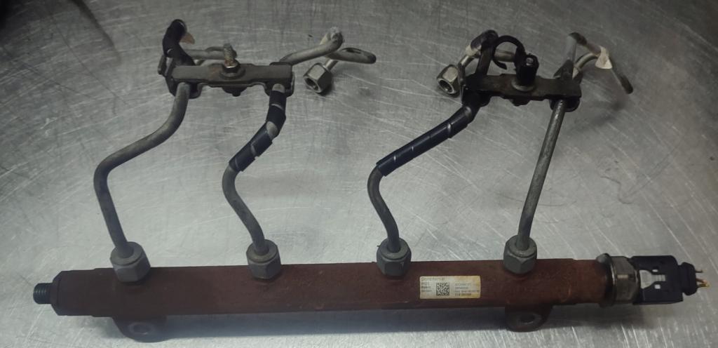 Land Rover Range Rover III L322 2001-2012 hatchback 3.6 TD V8 diesel AT 200 kW 2009  Vstrekovacia lišta A2C20001377 5WS40255