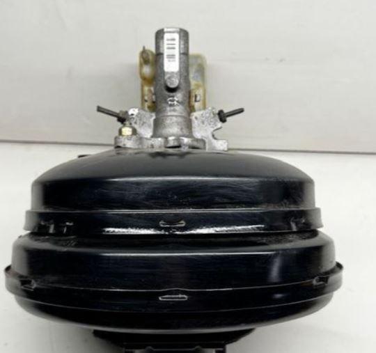 BMW 5 E39 1996-2003 sedan 3.0 D diesel MT 135 kW 2000  Posilňovač bŕzd 1165057 34331165057