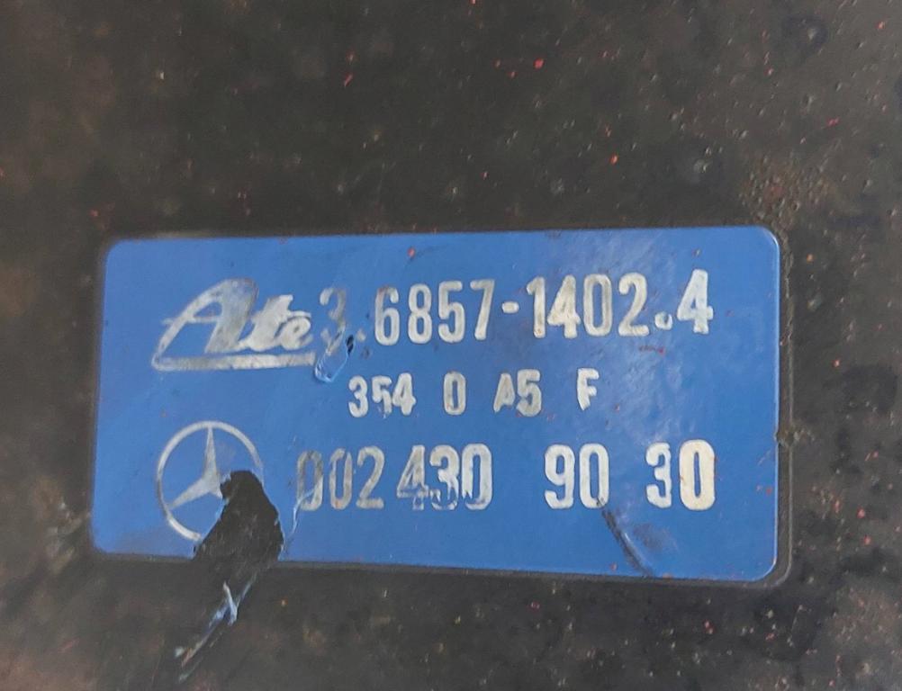 Mercedes KACZKA T1 601 hatchback 2.9 D diesel 1991 Posilňovač bŕzd 0024309030