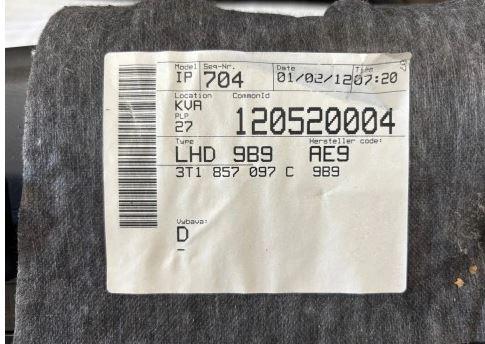 Skoda Superb II 2008-2015 sedan 2.0 TDI diesel AT 103 kW 2015  Priehradka (kastlík) 3T1857097C