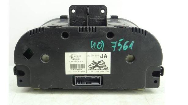 Ford Fiesta Mk6 2002-2008 hatchback 1.4 TDCI diesel MT 50 kW 2003  Prístrojová doska 4S6F-10849-JA