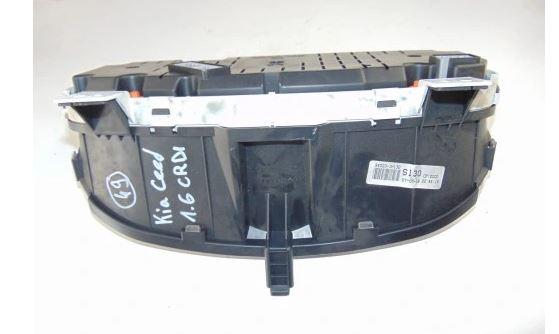 Kia Ceed I 2006-2012 hatchback 1.6 CRDI diesel MT 66 kW 2007  Prístrojová doska 94003-1H130