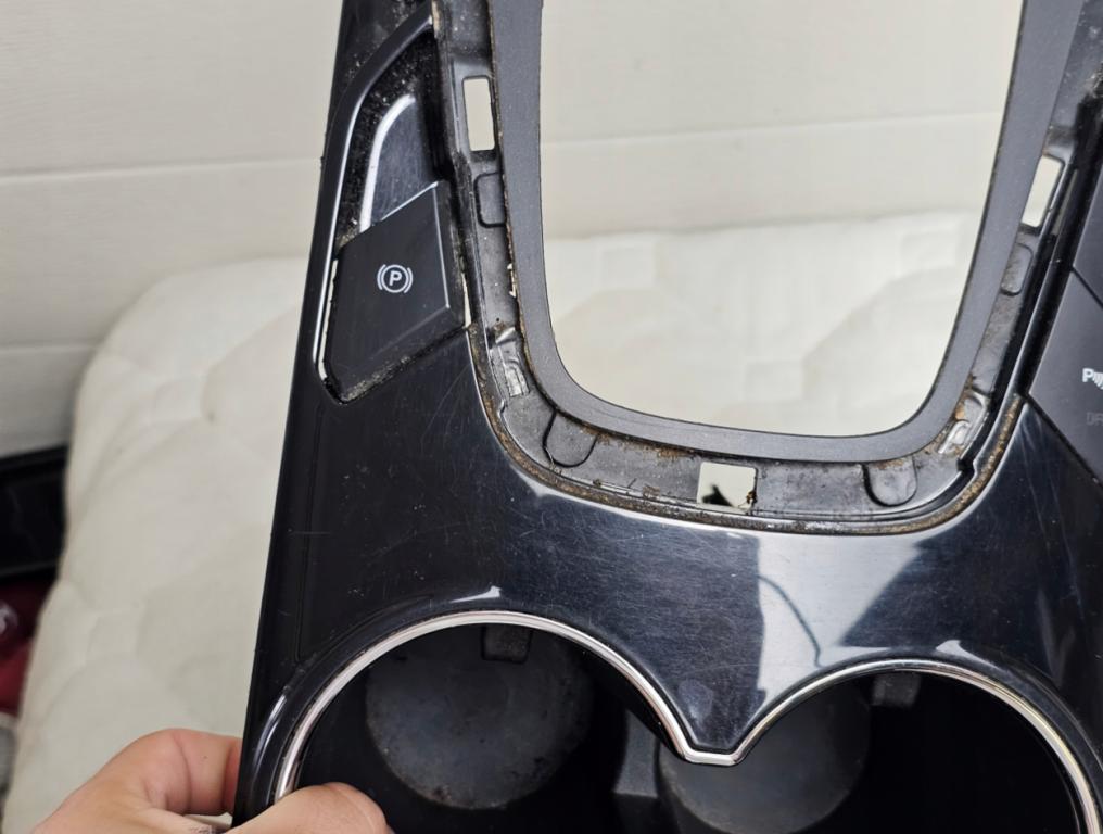 Ford Galaxy Mk4 2015- minivan   Stredový panel EM2B-R045A76-AF3DBD