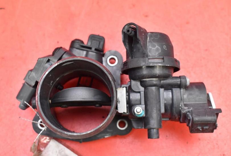 Ford S-max hatchback 2.0 TDCI diesel MT 103 kW 2008  Škrtiaca klapka 6G9Q-9E926-AE