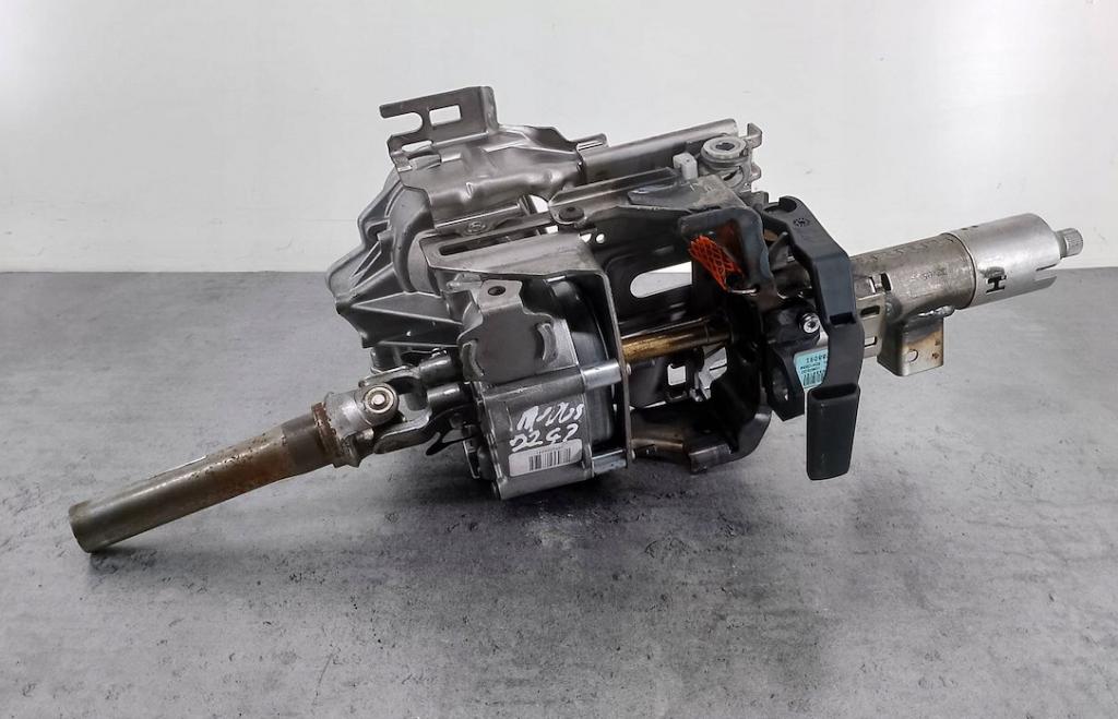 Renault Modus 1.2 16v petrol MT 72 kW 2005  Servočerpadlo 8200307151A