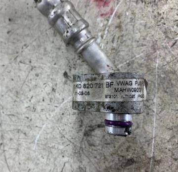 Volkswagen Golf V 2003-2009 hatchback 1.4 FSI 16v petrol 66 kW 2004  Hadica klimatizácie 1K0820721BF