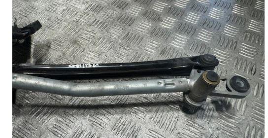 Maserati LEVANTE  Ghibli 2013- sedan 3.0 D V6 diesel AT 202 kW 2013  Mechanizmus stieračov predný 670007561