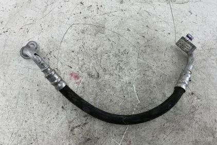 Volkswagen Golf V 2003-2009 hatchback 1.4 FSI 16v petrol 66 kW 2004  Hadica klimatizácie 1K0820721BF