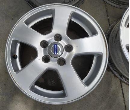 Volvo V50 combi 1.6 D diesel MT 80 kW 2006  Hliníkový disk 4 kusy komplet 30714962