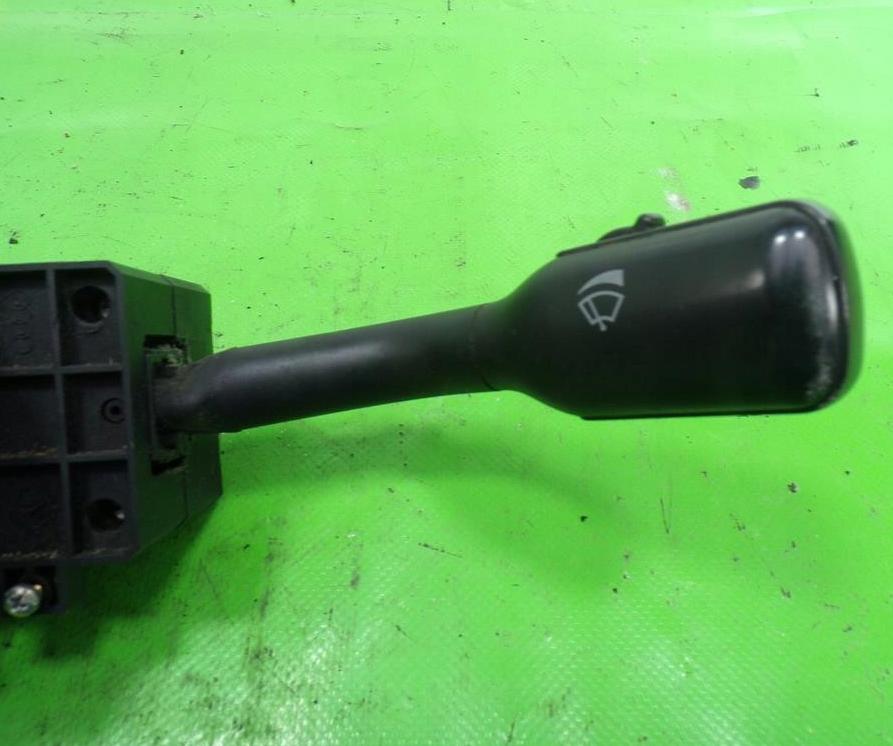 Audi A4 B5 1994-2001 Prepínacie páčky pod volantom 4D0953513D