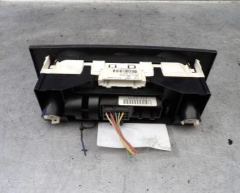 Skoda Fabia I 1999-2007 hatchback 1.2 petrol MT 40 kW 2004  Panel kúrenia/klimatizácie 6Y0819045J