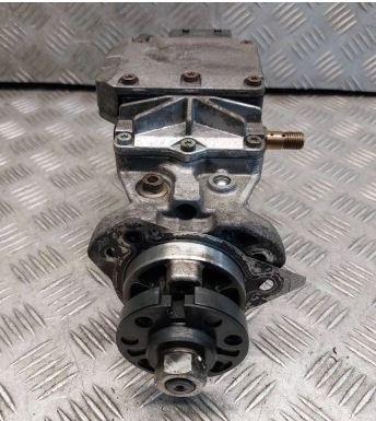 Ford Focus Mk1 1998-2004 hatchback 1.8 TDDI diesel MT 66 kW 2000  Vstrekovacie čerpadlo YS6Q-9A543-RC