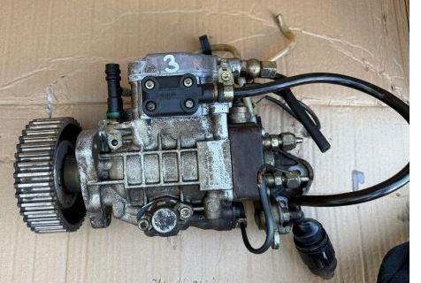 Renault Megane I 1995-2003 hatchback 1.9 DTI diesel MT 72 kW 2000  Vstrekovacie čerpadlo 7700110395 0460414988