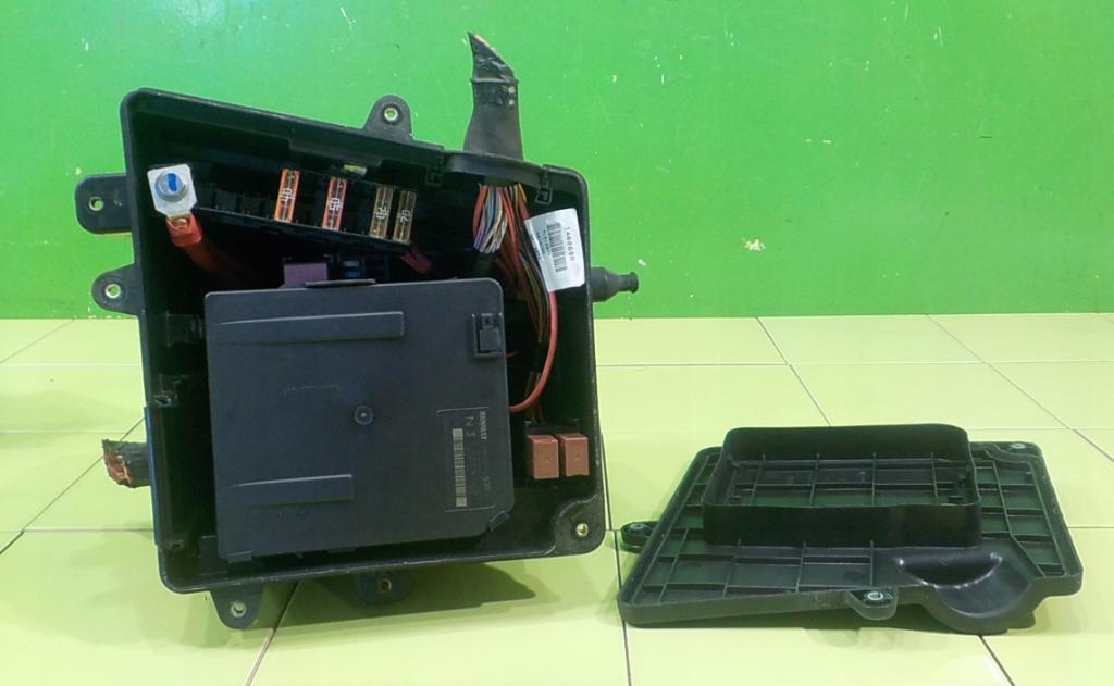 Renault Master III 2010-2019 hatchback 2.3 DCI diesel MT 92 kW Riadiaca jednotka ostatné 284B67653R