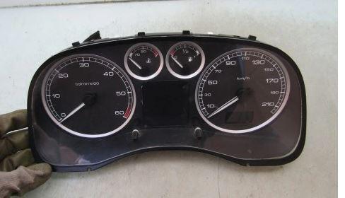 Peugeot 307 combi 1.6 HDI diesel MT 66 kW 2008  Prístrojová doska 9655476580 P9655476580 21678498-5pré