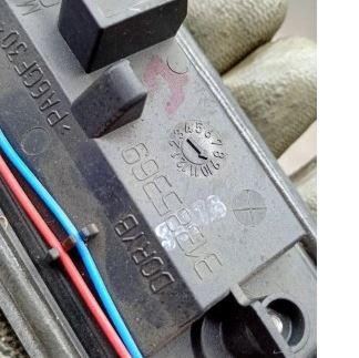 Volvo XC60 I 2008-2017 suv 2.4 diesel 151 kW 2010  Lišta osvetlenia ŠPZ 31385369