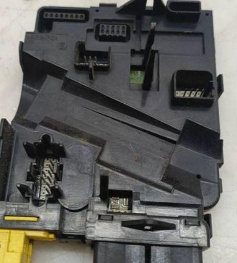 Volkswagen Golf V 2003-2009 hatchback 1.9 TDI diesel MT 77 kW 2004  Modul mŕtveho uhlu ANP80H063B ME13EA00284 3QD0977B