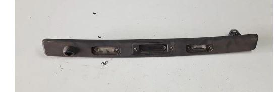 Volvo XC60 I 2008-2017 suv 2.4 diesel 151 kW 2010  Lišta osvetlenia ŠPZ 31385369