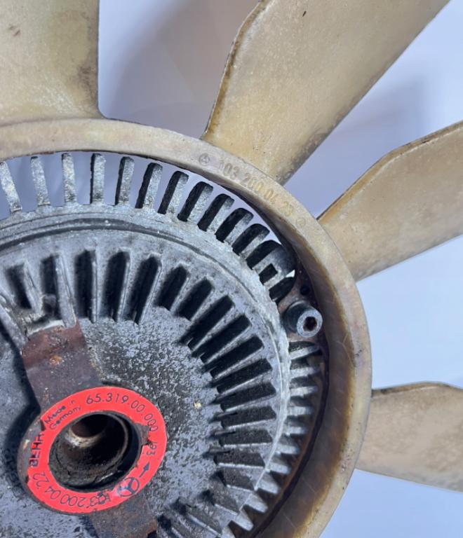 Mercedes W124 1989 SEDAN 4D 3.0B 180KM 84-97 3000 Ventilátor 1032000423