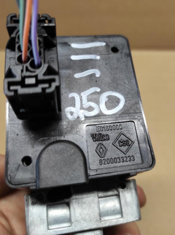 Renault Scenic II 2003-2009 hatchback 1.9 DCI diesel MT 88 kW 2005  Blokáda (zámok) volantu 8200033233 E0160000