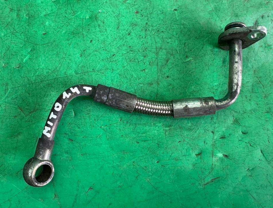 Alfa Romeo Mito 2008-2018 hatchback 1.4 T MULTIAIR petrol MT 99 kW 2010  Rúrka turbodúchadla 55219159