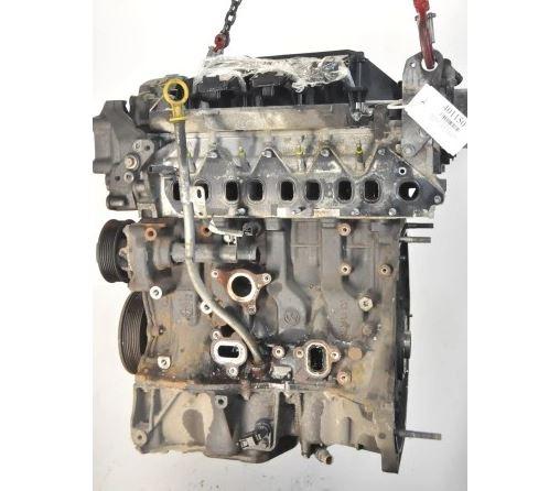 Renault Trafic III 2014- hatchback 1.6 DCI diesel MT 88 kW 2015  Motor diesel  holomotor R9M452 BITURBO