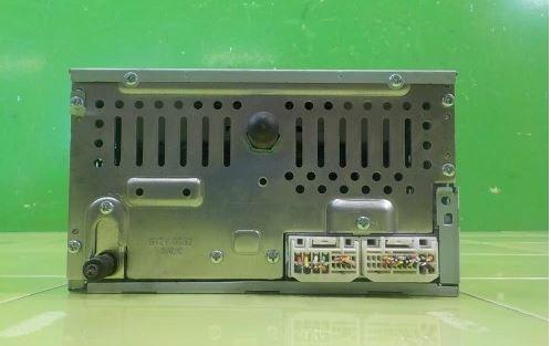 Hyundai ix20 2010-2019 hatchback 1.4 16v petrol MT 66.2 kW 2010  Rádio 96160-1K050