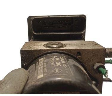 Renault Laguna II 2001-2007 hatchback 2.0 16v petrol MT 103 kW 2002  Pumpa ABS 100960-14443