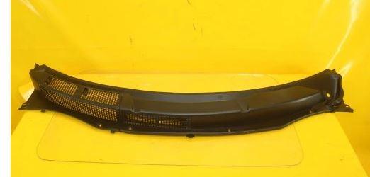 Renault Scenic II 2003-2009 hatchback 1.5 DCI diesel MT 78 kW 2007  Torpédo (plast pod čelným sklom) 8200136789 8200183140