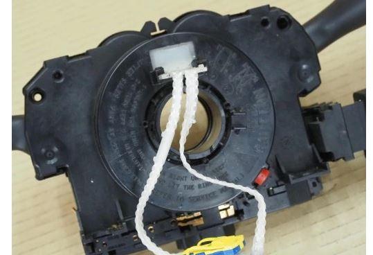 Citroen C3 I 2002-2009 hatchback 1.4 16v petrol MT 65 kW 2009  Prepínacie páčky pod volantom 96640414XT