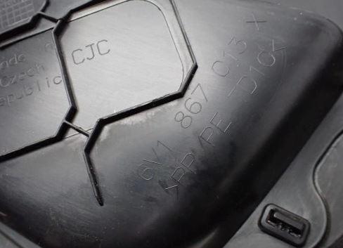 Skoda Fabia III 2014- hatchback 1.0 TSI petrol MT 70 kW 2020 Tapacír dverí predný ľavý 6V1867013M