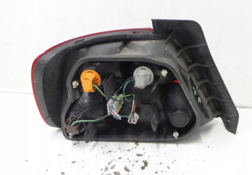 Honda Accord VI 1998-2002 sedan 1.8 16v petrol MT 100 kW 1999  Svetlo zadné pravé 33501-S1A-G01