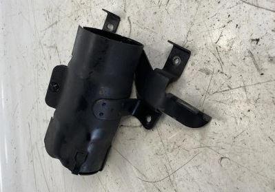 Audi A6 C6 2004-2011 sedan 3.0 TDI V6 diesel 165 kW 2004  Obal palivového filtra 4F0201987E