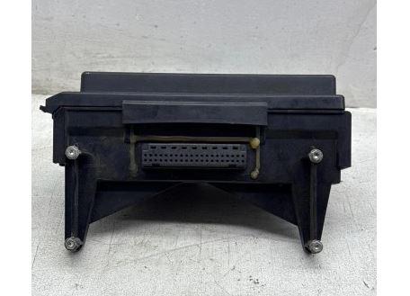 Jeep Grand cherokee WK 2004-2010 hatchback 3.0 CRD diesel AT 160 kW 2007  Poistková skrinka 04692167AB