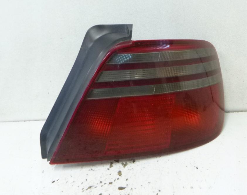 Honda Accord VI 1998-2002 sedan 1.8 16v petrol MT 100 kW 1999  Svetlo zadné pravé 33501-S1A-G01