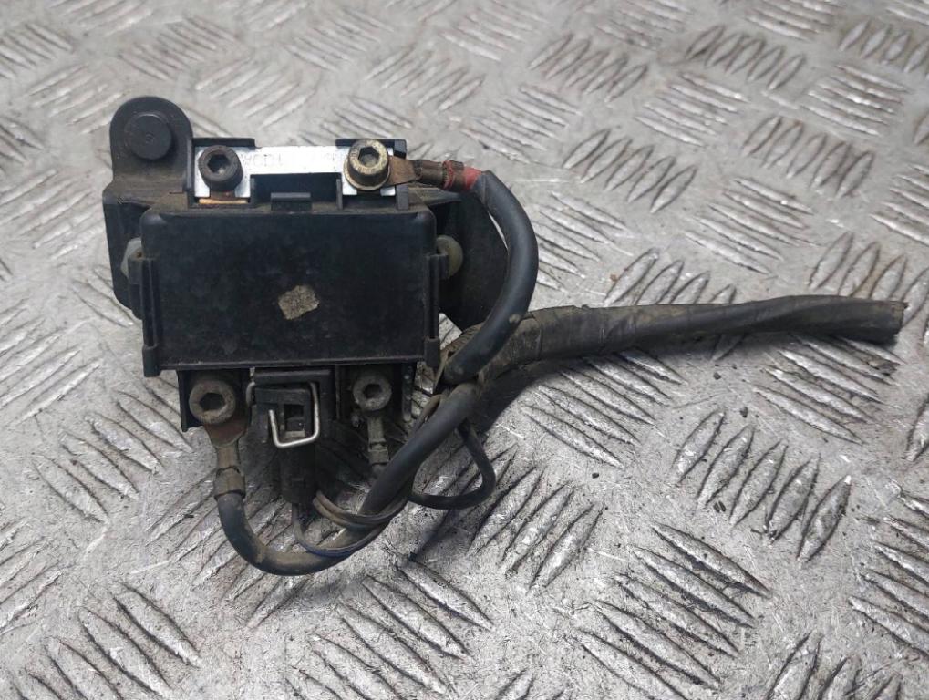 Volkswagen Golf III 1991-1998 hatchback 1.9 TDI diesel MT 66 kW 1994  Relé 191911261B